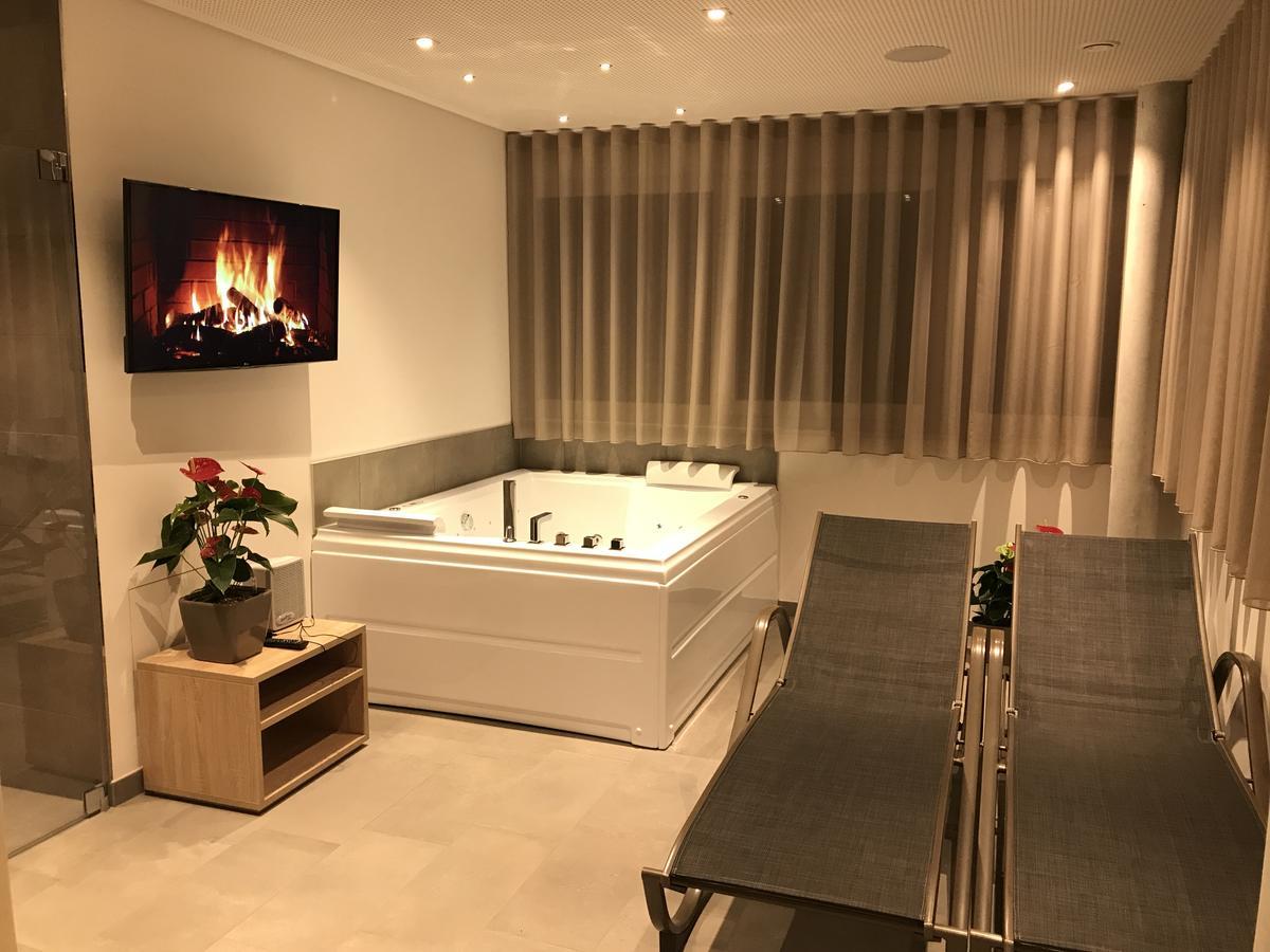 Vitus Steyr Hotel & Spa Suites Exteriör bild